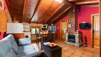 Televisie en een open haard