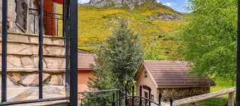 Apartment 'Lorences E' with Mountain View