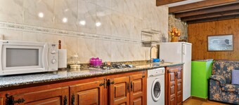 Apartment 'Lorences B' with Mountain View