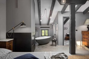 5 chambres, fer et planche à repasser, Wi-Fi gratuit