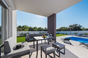 Outdoor dining - Villa Pollux | Adriatic Luxury Villas (Vrsi)