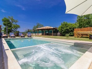 Beheizter Pool