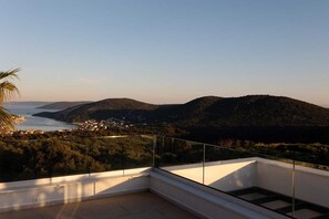 Property grounds - Villa Koko | Adriatic Luxury Villas (Marina)