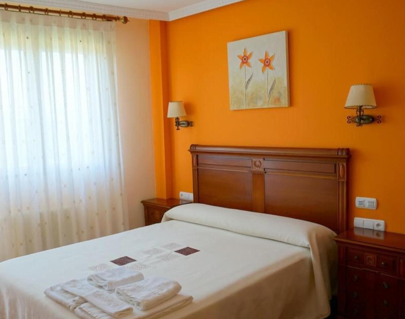 9 habitaciones, wifi gratis y ropa de cama 