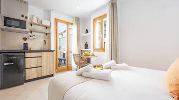 1 dormitorio, tabla de planchar con plancha, wifi gratis y ropa de cama
