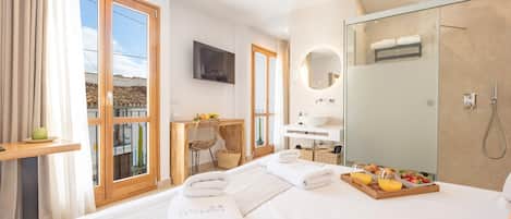 1 soverom, strykejern/-brett, wi-fi (inkludert) og sengetøy