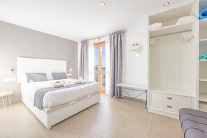 5 soverom, strykejern/-brett, wi-fi (inkludert) og sengetøy
