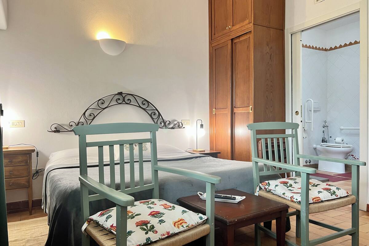 Estúdio standard | Cofres nos quartos, cortinas blackout, Wi-Fi de cortesia, roupa de cama