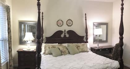 PET FRIENDLY!!! Book now to enjoy great TEXAS SPRING Weather!!