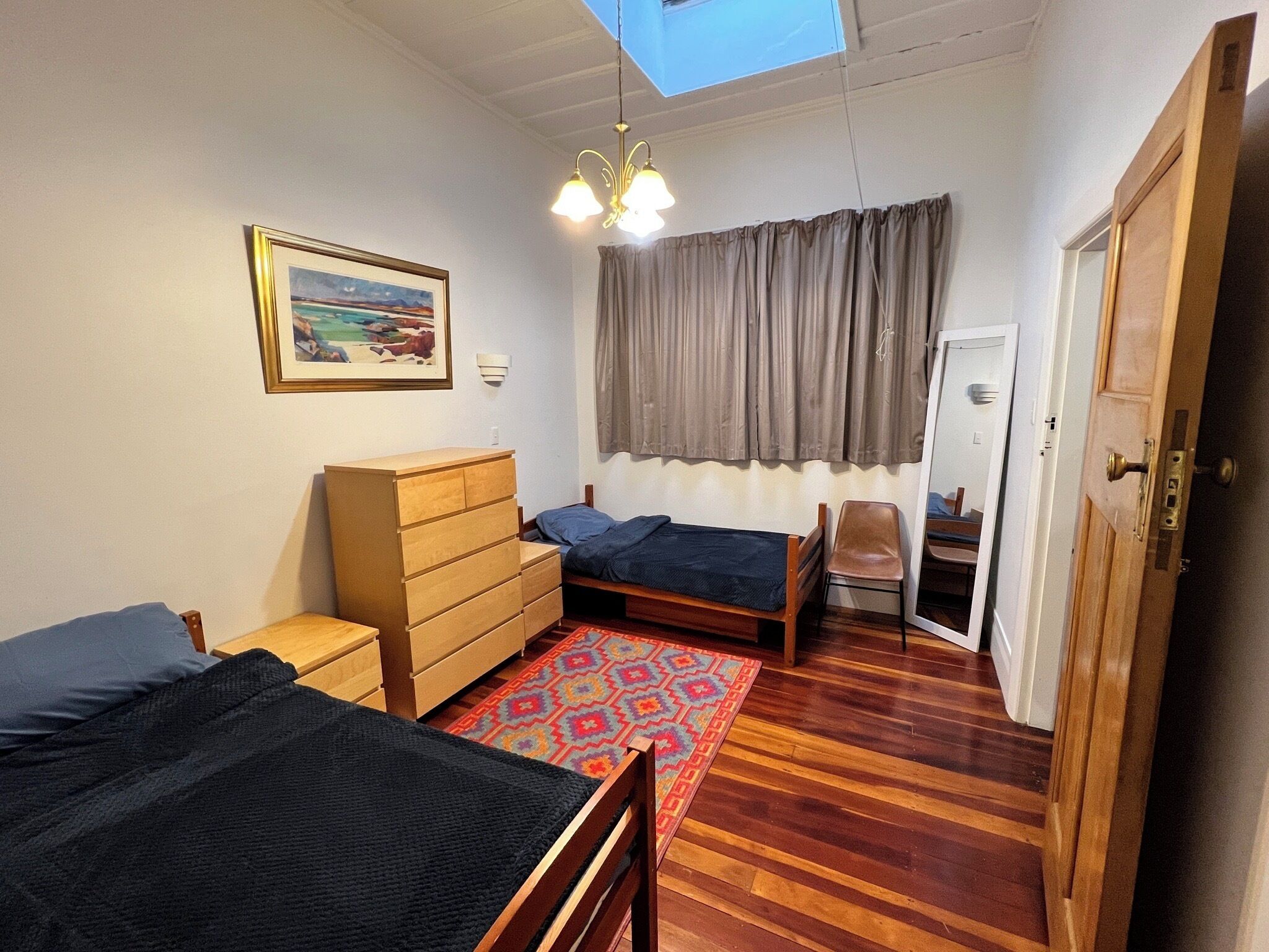 1 chambre, fer et planche à repasser, Wi-Fi, draps fournis