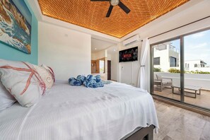 3 bedrooms, iron/ironing board, travel crib, WiFi