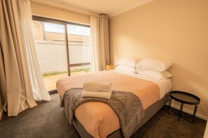 2 bedrooms, free WiFi, bed sheets