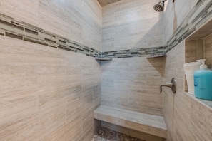 Hair dryer, towels, soap, toilet paper - 4/4. Pool & Golf Cart.  1st Floor Master Suite.  2 Masters Up, Boat Parking.  
 (Port Aransas)