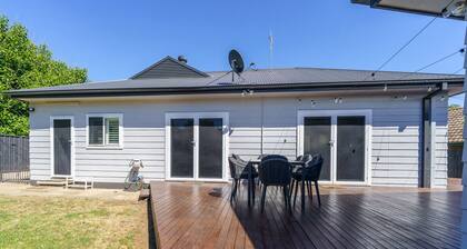 Fully renovated and stylish home in Narrabundah
