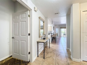 Interior - Entire Condo | 3Bed/3Bath | 5 mins to Disney Park (Orlando)
