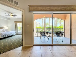 3 bedrooms, desk, WiFi, bed sheets - Entire Condo | 3Bed/3Bath | 5 mins to Disney Park (Orlando)