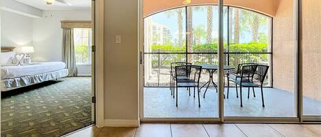 3 chambres, bureau, Wi-Fi, draps fournis