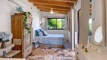 1 多间卧室、熨斗/熨衣板、免费 WiFi、床单