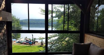 Camp David Beautiful five bedrooms Private beach