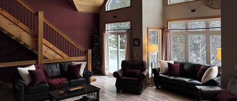 電視、壁爐、電子遊戲、音響