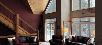 Red Devil Six Bedroom Cottage Private Beach