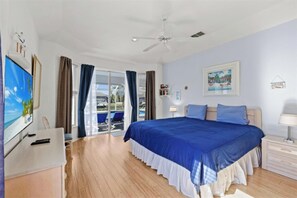 3 slaapkamers, een strijkplank/strijkijzer, gratis wifi, beddengoed