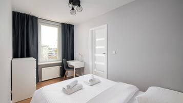 1 bedroom, iron/ironing board, WiFi, bed sheets