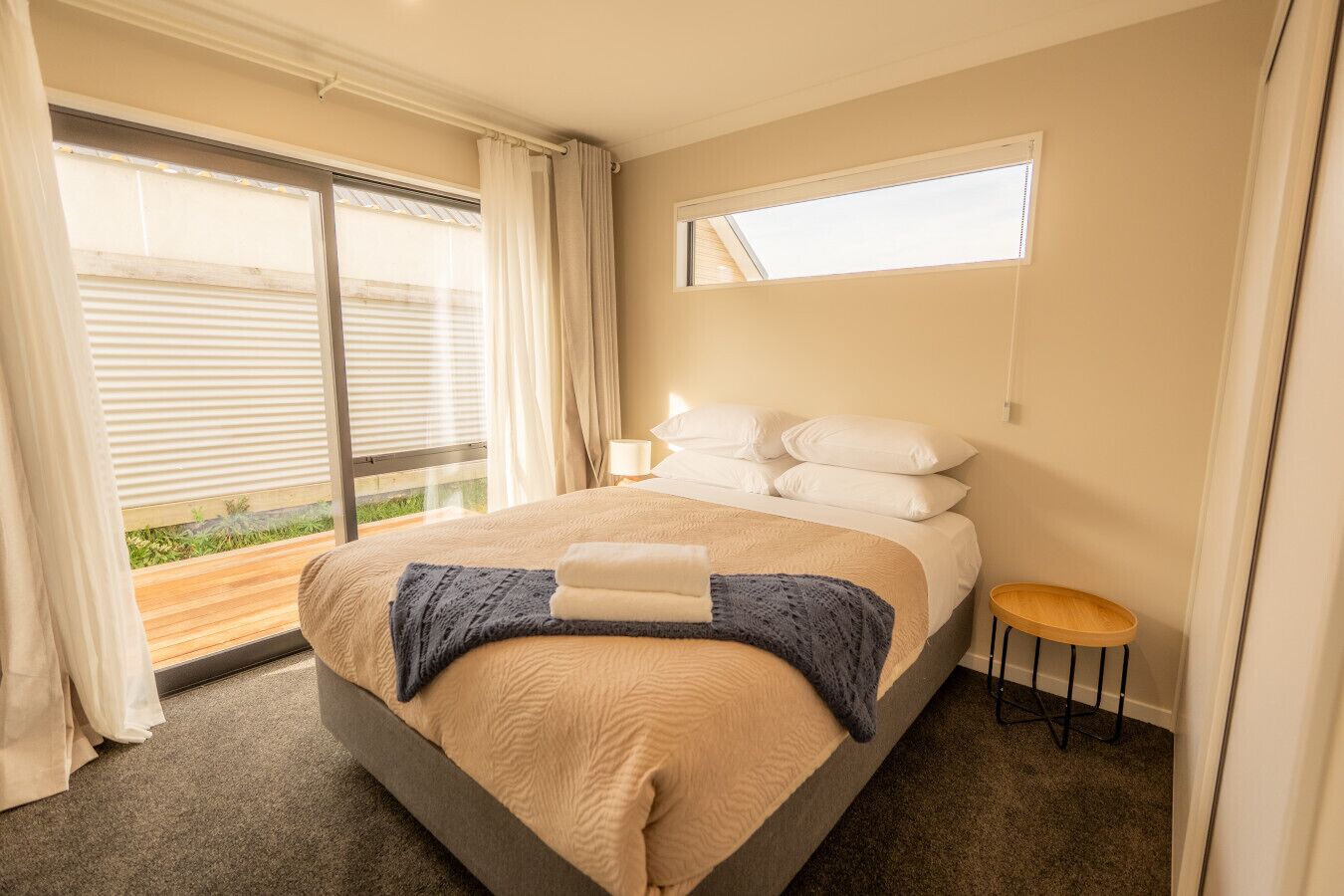 3 bedrooms, desk, free WiFi, bed sheets