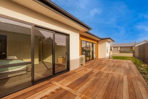 Serenity Hideaway House A