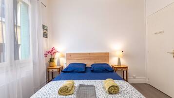 2 bedrooms, iron/ironing board, free WiFi, bed sheets