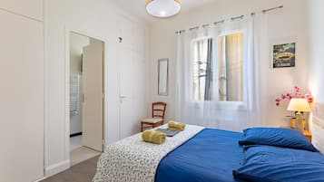 2 chambres, fer et planche Ă  repasser, Wi-Fi gratuit, draps fournis