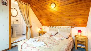 1 chambre, Wi-Fi gratuit, draps fournis