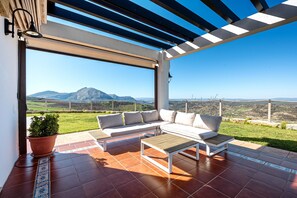 Terrace/patio - Holiday Home 'Antequera' with Mountain View, Wi-Fi and Air Conditioning (Málaga)