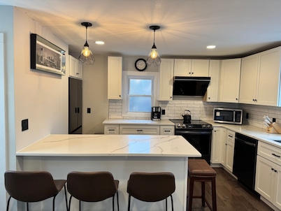 totally remodeled   house with fitness room, close to Boston and Worcester 