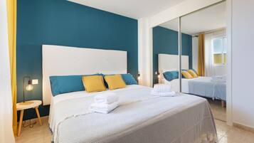 2 bedrooms, iron/ironing board, free WiFi, bed sheets