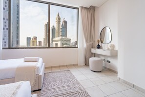 2 bedrooms, in-room safe, iron/ironing board, free WiFi