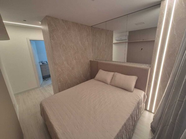 2 bedrooms, WiFi, bed sheets