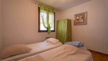 1 chambre, Wi-Fi gratuit, draps fournis