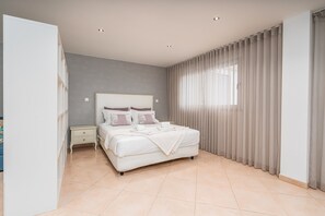 1 室のベッドルーム、アイロン / アイロン台、WiFi (無料)、ベッドシーツ