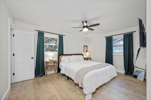 3 Schlafzimmer, Zimmersafe, Bügeleisen/Bügelbrett, Reisekinderbett