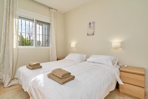 2 chambres, Wi-Fi gratuit, draps fournis