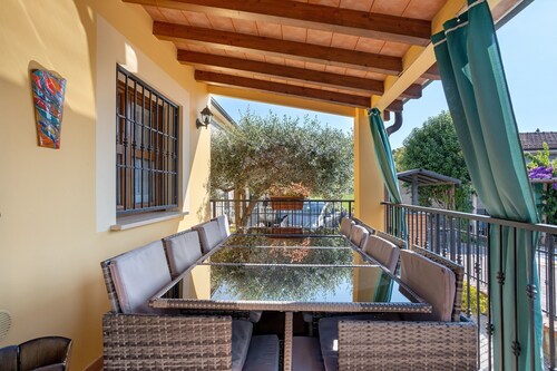 Villa 'Gardenia - Privater Garten' mit privater Terrasse, WLAN und Klimaanlage
