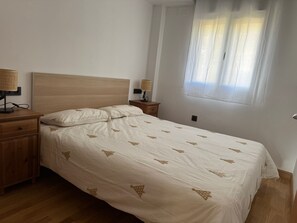 2 dormitorios, wifi gratis, ropa de cama