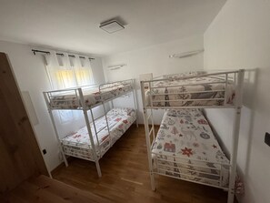 2 dormitorios, wifi gratis, ropa de cama