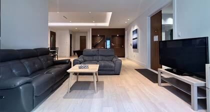 Modern Private Suite in Vancouver with Free Parking