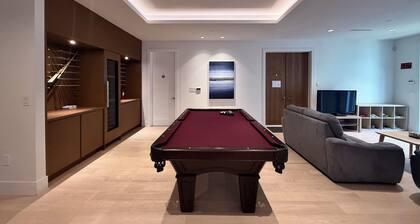 Modern Private Suite in Vancouver with Free Parking
