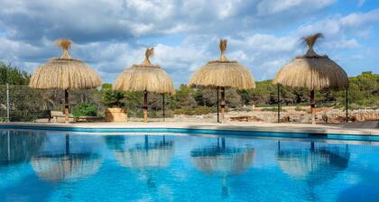 Apartment 'Sea View Room 106' with Shared Pool, Wi-Fi and Air Conditioning