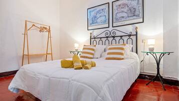 4 chambres, fer et planche Ă repasser, Wi-Fi gratuit, draps fournis