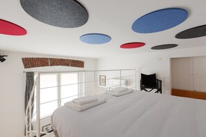 Strygejern/strygebræt, Wi-Fi, sengetøj