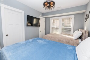 4 habitaciones, escritorio, tabla de planchar con plancha y wifi gratis